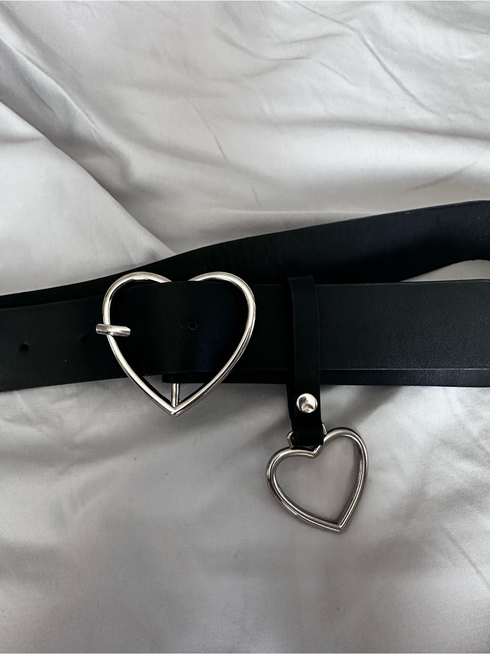 Heart Buckle Belt - Picture 2 of 3